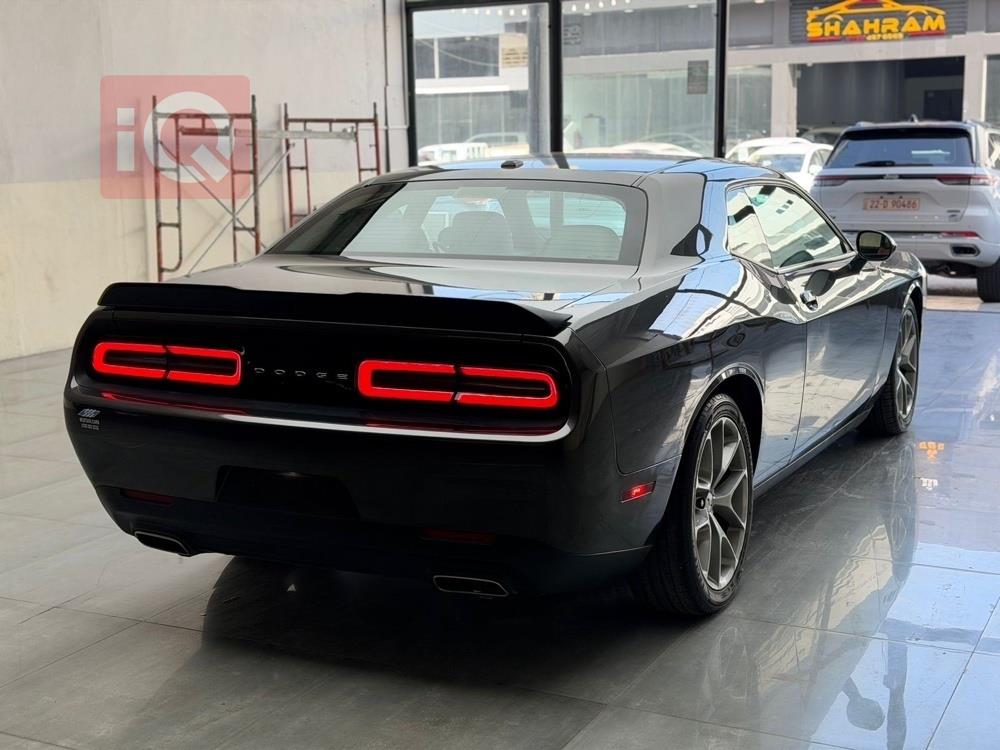 Dodge Challenger